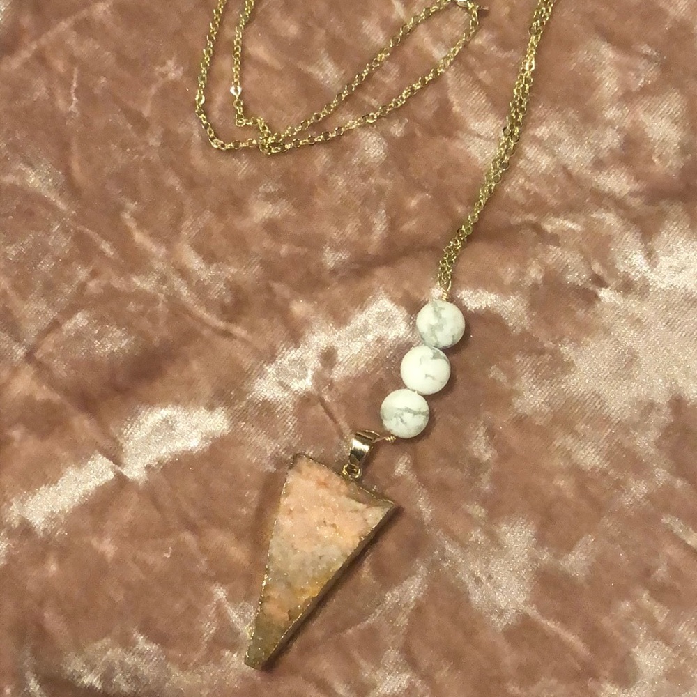Boho arrowhead crystal pendant with marble stones